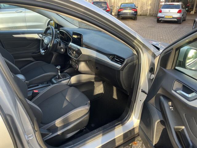 Ford FOCUS Wagon 1.0 EcoBoost Edition Business NAVI CRUISE CARPLAY