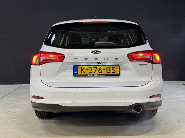 Ford FOCUS Wagon 1.0 EcoBoost Hybrid Trend Edition Business | Camera | Carplay | LED | Navi | PDC V+A