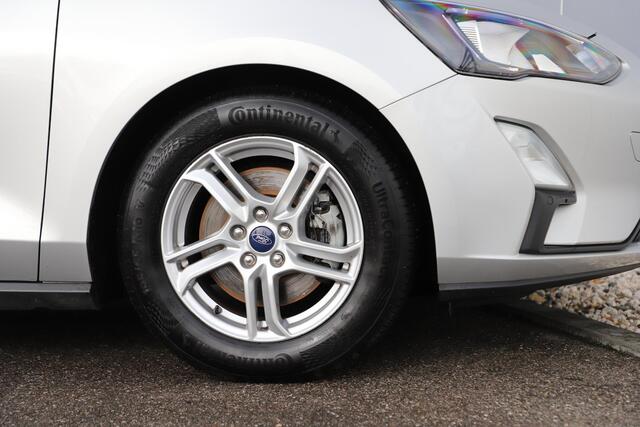 Ford FOCUS Wagon 1.0 EcoBoost Trend Edition Business 101PK Trekhaak Navigatie Carplay Android 16 inch LMV Airco Cruise Parkeersensor