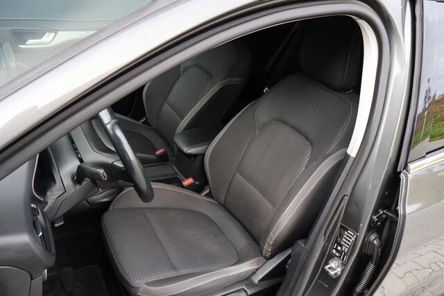 Ford FOCUS Wagon 1.5 EcoBlue Titanium X Business | Winter Pakket | Camera | ACC | Navigatie | Climate Control |