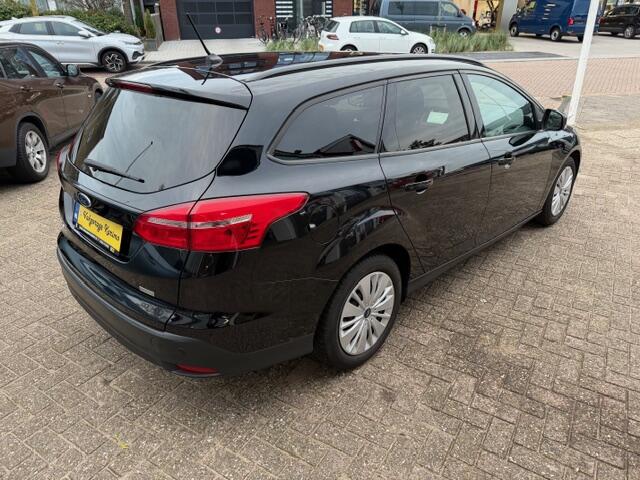 Ford FOCUS Wagon 1.0 Lease Edition