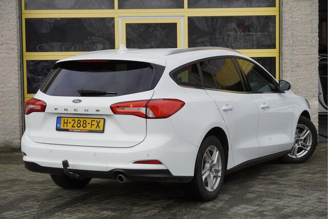 Ford FOCUS Wagon 1.5 EcoBlue Edition BJ2020 Lmv 16" | Led | Pdc | Navi | Trekhaak | Airco | Cruise control | Extra getint glas