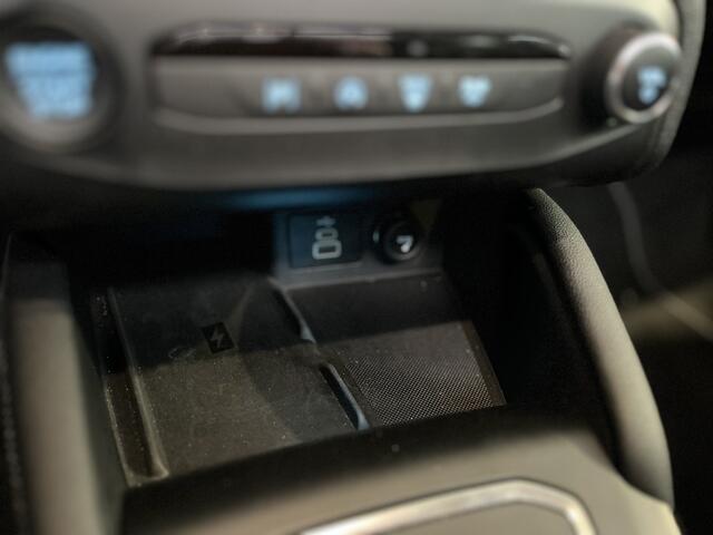 Ford FOCUS Wagon EcoBoost Hybrid 155 pk Active X | Pano | Winter Pack | Leder bekl. | Adapt. cruise | Draadloos Apple Carplay |