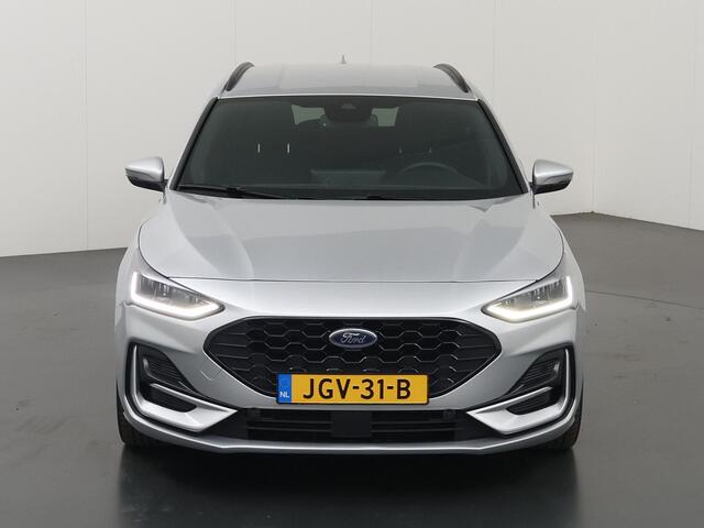 Ford FOCUS 1.0 EcoBoost Hybrid ST Line | Winterpakket | Cruise Control Adaptief | Parkeercamera | Navigatie |