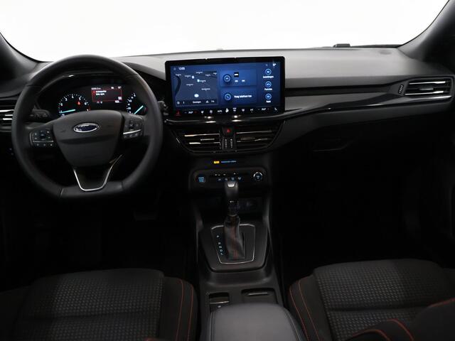 Ford FOCUS 1.0 EcoBoost Hybrid ST Line | Winterpakket | Cruise Control Adaptief | Parkeercamera | Navigatie |