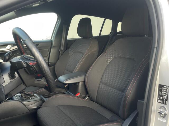 Ford FOCUS Wagon Ecoboost 125 pk ST-line | Winter Pack | 4 seiz. banden | Navi | Clima | Cruise | Dr. loos Apple Carplay |