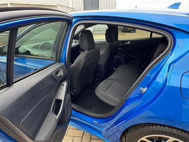 Ford FOCUS 1.5 EcoBoost ST Line Business