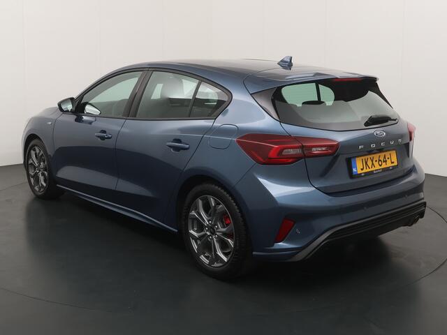 Ford FOCUS ST-Line EcoBoost Hybrid 155 pk | Winter Pack | AGR Stoel | Camera | Adapt. cruise | B&O | All Seasons | Fabr. Gar. 01-2029