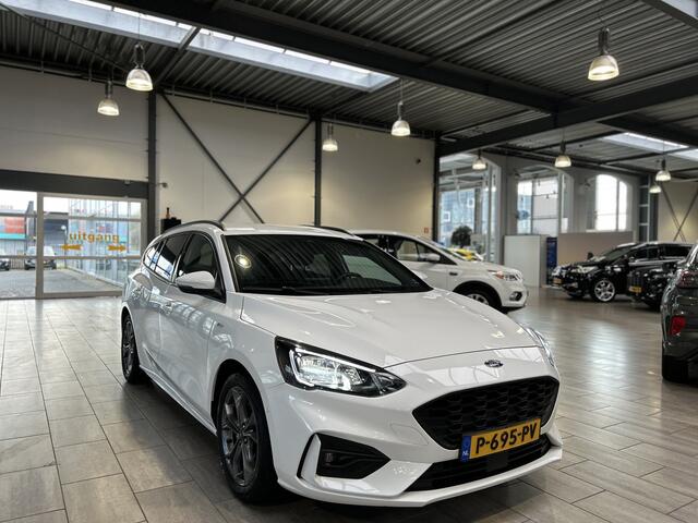 Ford FOCUS Wagon EcoBoost 125pk St-line X | Dealer onderhouden | Winterpack | Adapt. Cruise | Camera | Elekt. achterklep |