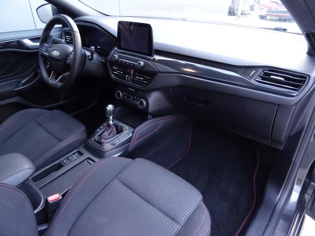 Ford FOCUS 1.0 EcoBoost Hybrid ST Line X * PANORAMADAK * CARPLAY !!