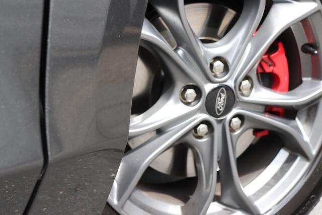 Ford FOCUS Wagon 2.0 EcoBlue 150 PK ST Line X Bus. | AUT. | CAMERA | NAVI | CRUISE |