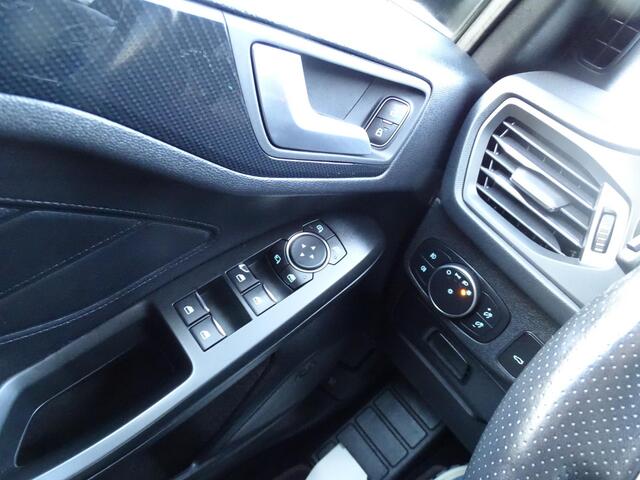 Ford FOCUS Wagon 1.5 EcoBoost Active Business 6-BAK| NAVIGATIE| B&O GELUID | STOELVERWARMING | STUURVERWARMING | ACHTERUIT RIJ CAMERA | FULL LED KOPLAMPEN | CRUISECONTROL| APPLE CARPLAY | PARKEERSENSOREN |