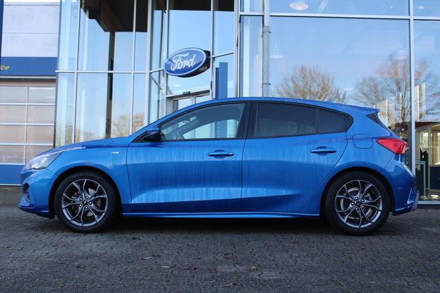 Ford FOCUS 1.0 EcoBoost ST Line Business | Trekhaak | Cruise Control | Navigatie | Camera | Airco | Lichtmetalen Velgen |