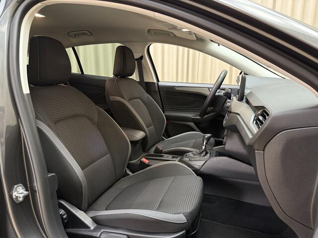 Ford FOCUS Wagon 1.0 EcoBoost Connected *Carplay* Trekhaak / Dodehoek / Camera / Adapt. Cruise / Org.NL!