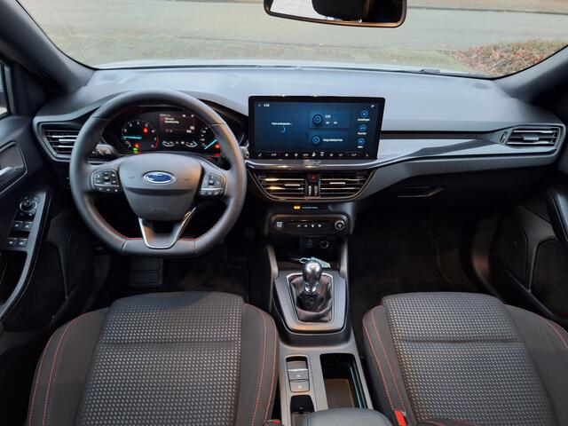 Ford FOCUS Wagon 1.0 EcoBoost Hybrid ST Line