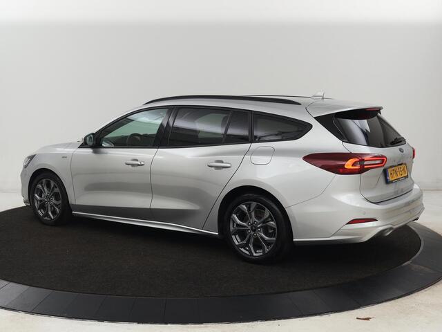 Ford FOCUS 1.0 EcoBoost ST Line | Stoelverwarming | Camera | Carplay | Full LED | Climate control | Parkeerhulp | Cruise control | Bluetooth