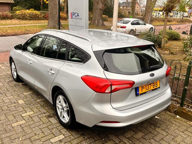 Ford FOCUS Wagon 1.5 EcoBlue Titanium X Business