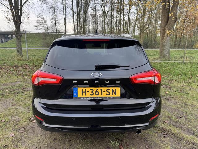 Ford FOCUS Wagon 1.5 EB 150PK Titanium Business | DEALER ONDERHOUDEN | 1.500KG TREKKEN | WINTERPACK | LED KOPLAMPEN |