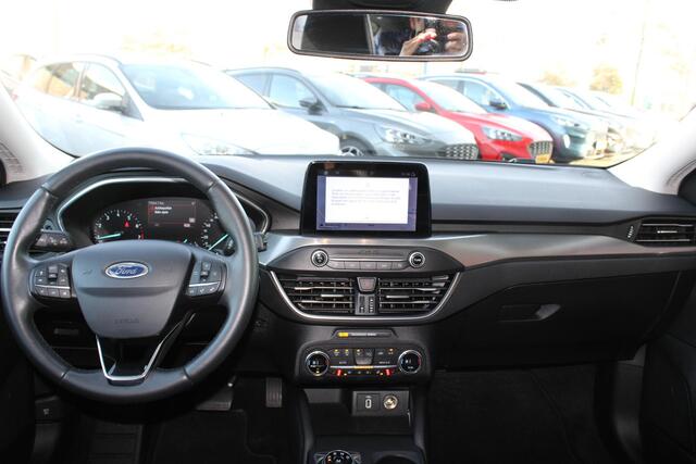 Ford FOCUS Wagon 1.0 EcoBoost Titanium Business | Camera | Winterpack | Adaptive cruise control | Navi