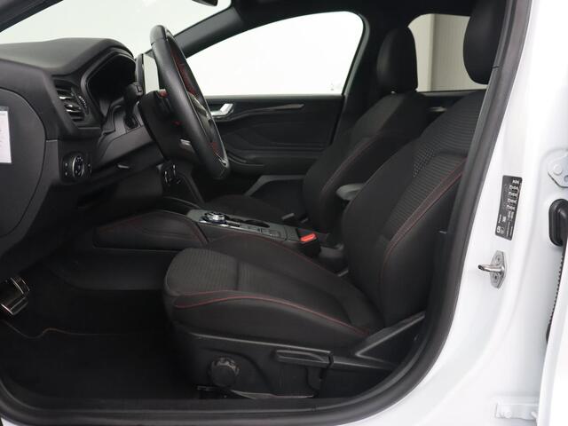 Ford FOCUS 1.5 EcoBoost ST Line X | Automaat | Trekhaak | Camera | Carplay | B&O Sound | Digital Cockpit | Keyless | Full LED | Climate control | Cruise control