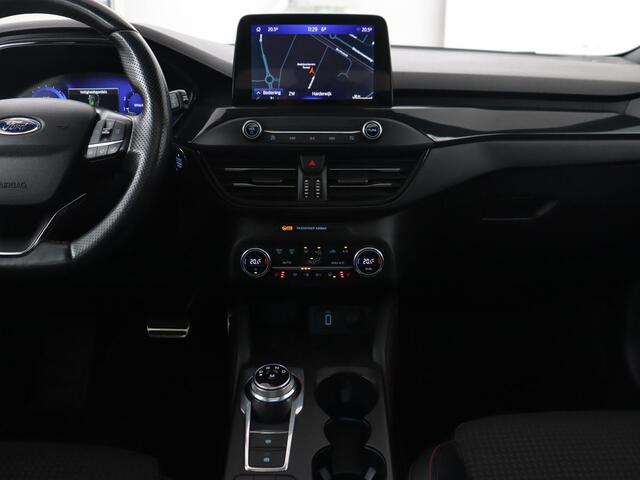 Ford FOCUS 1.5 EcoBoost ST Line X | Panoramadak | Half leder | Stoel & stuurverwarming | Adaptive cruise | Camera | Park Assist | Keyless | Navigatie | Dodehoek detectie | Full LED | Climate control
