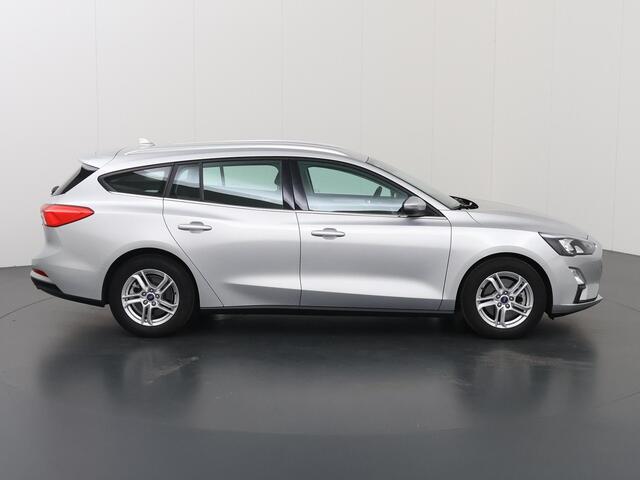 Ford FOCUS Wagon 1.0 EcoBoost Hybrid Trend Edition Business | Navigatie | AGR Stoel | Parkeercamera | Airco