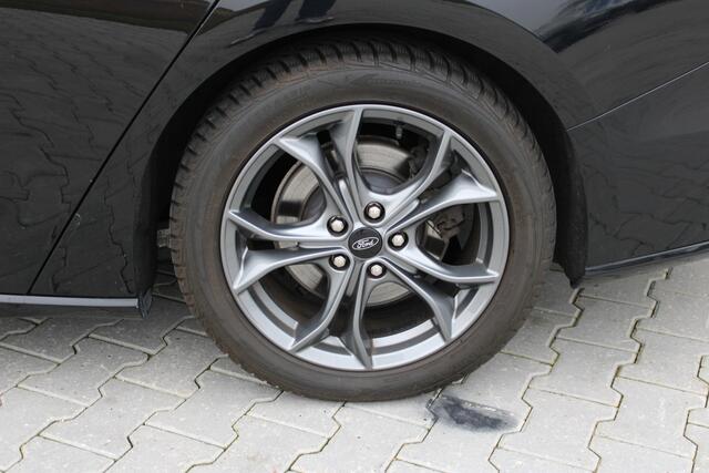 Ford FOCUS Wagon 1.0 EcoBoost ST Line Business | Incl. 12 maanden garantie | Trekhaak | Stoel en stuurverwarming | Keyless entry + start | Cruise control | | Bang & olufson audio | DAB+ radio | Apple carplay / android auto |