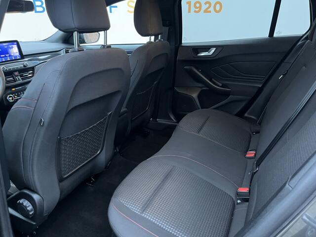 Ford FOCUS 155pk EBH ST L. XBns WINTERPACK/CAMERA/ADAPTIVE C.C. etc