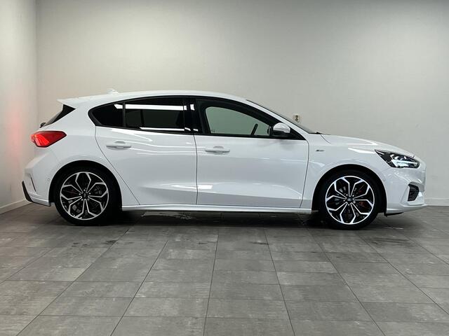 Ford FOCUS 1.5 EcoBoost 182pk ST Line | FULL-LED | CAMERA | CARPLAY |