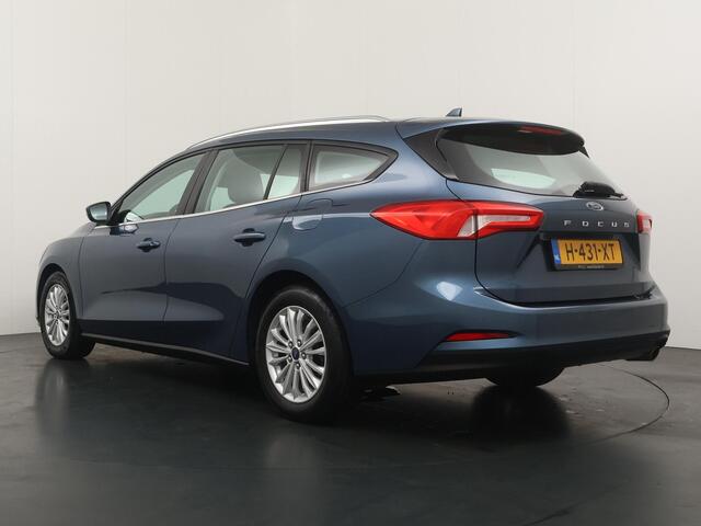 Ford FOCUS Wagon 1.0 EcoBoost Titanium Business - Navigatie - Climate Control - Trekhaak wegklapbaar
