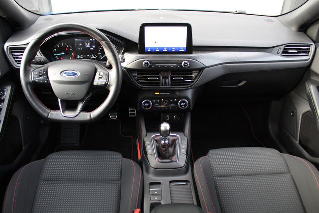 Ford FOCUS 1.0 126Pk EcoBoost ST Line Business | Stoelverwarming