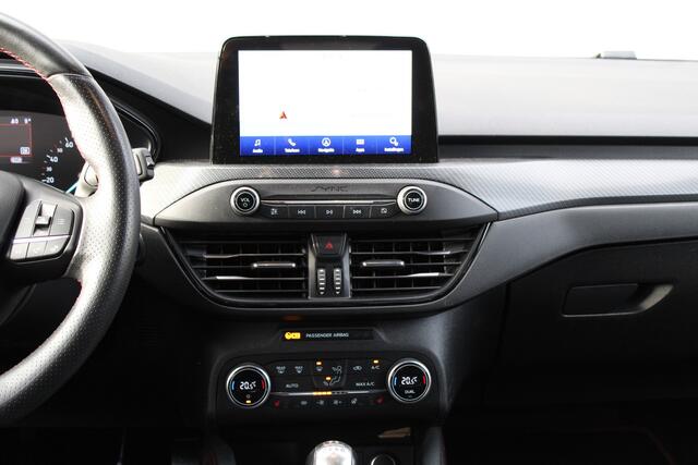 Ford FOCUS 1.0 126Pk EcoBoost ST Line Business | Stoelverwarming
