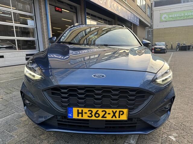 Ford FOCUS Wagon 1.0 EcoBoost ST Line Business | Navigatie | Cruise Control | Winter-Pack | Parking Pack | Blis (Dodehoek Detectie ) | B&O Audio | Keyless Enrty | 18 Inch Velgen | Dealeronderhouden |
