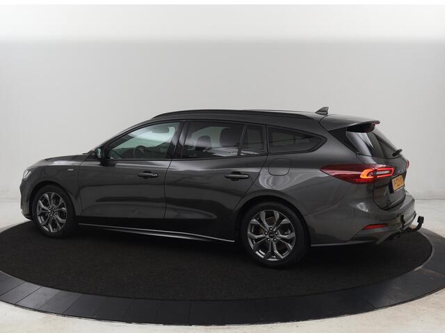 Ford FOCUS 1.0 EcoBoost Hybrid ST Line X | Trekhaak | Stoel & stuurverwarming | Camera | Carplay | B&O Sound | Navigatie | Keyless | Full LED | Climate control | Cruise control
