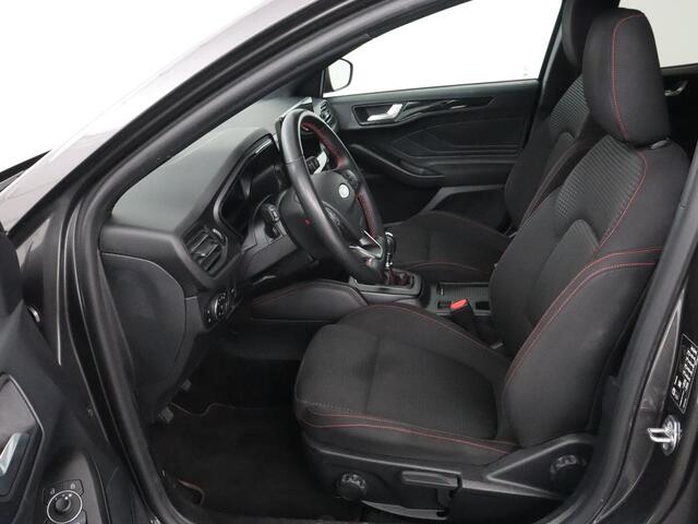 Ford FOCUS 1.0 EcoBoost Hybrid ST Line X | Trekhaak | Stoel & stuurverwarming | Camera | Carplay | B&O Sound | Navigatie | Keyless | Full LED | Climate control | Cruise control