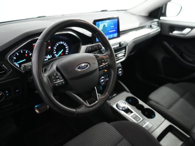 Ford FOCUS Wagon 1.0 EcoBoost Titanium Business | Camera | Led | 18 inch |
