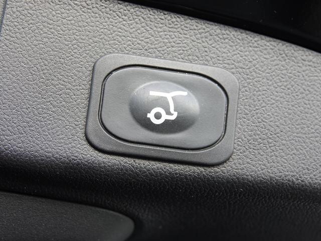 Ford FOCUS Wagon 1.5 EcoBoost ST Line 150PK AUTOM. PANO | VOL LEER | TREKH. | HUD | WINTERPACK