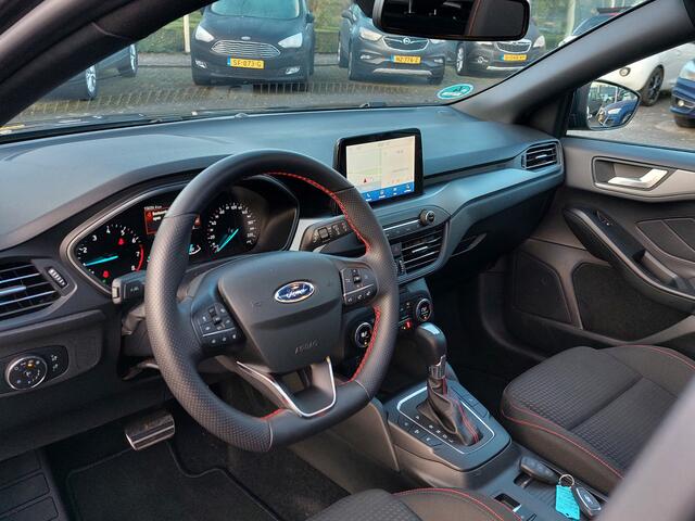 Ford FOCUS 1.0 EcoBoost 155pk Hybrid Automaat ST-Line X | Navi | Apple Carplay | Adap.Cruise | Panorama Schuifdak | Dodehoek+Rijstrooksensor | Led Koplampen | Keyless Entry | Pdc+Assist+Camera | 18''lm