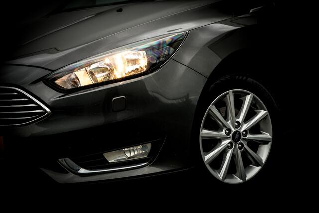 Ford FOCUS Wagon 1.0 Titanium | Stoelverwarming | Camera | Cruise | Clima