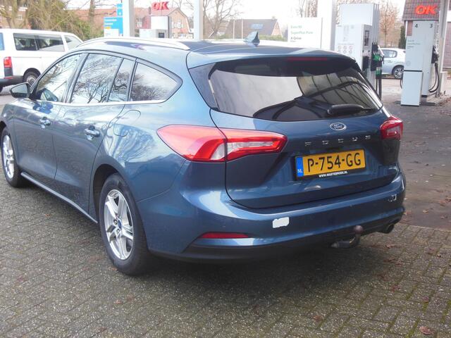 Ford FOCUS Wagon 1.5 EcoBlue Trend Edition Business Staat in De Krim