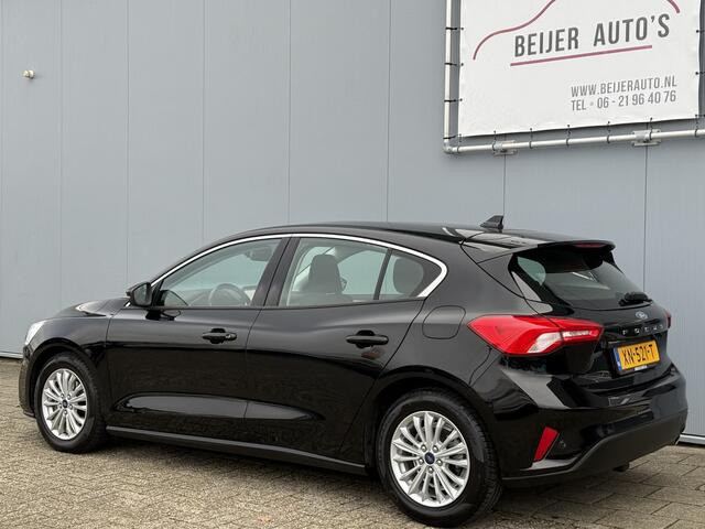 Ford FOCUS 1.0 EcoBoost Titanium Business Carplay/Trekhaak.
