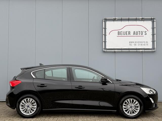 Ford FOCUS 1.0 EcoBoost Titanium Business Carplay/Trekhaak.
