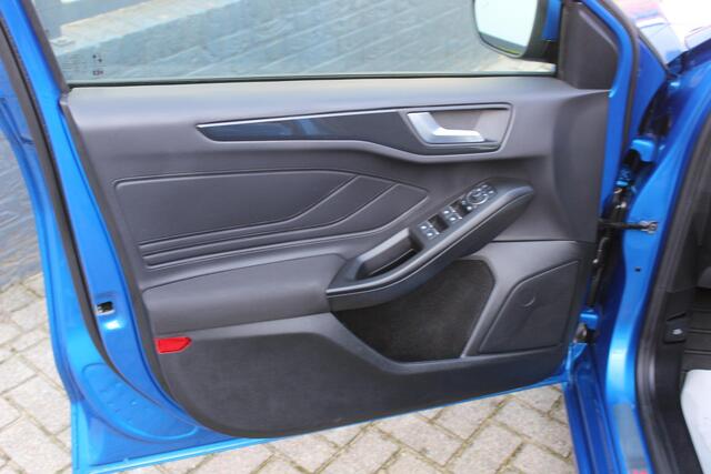 Ford FOCUS Wagon 1.0 EcoBoost Hybrid ST Line X Driver Ass Pack, Elek achterklep, Desert Island Blue!!