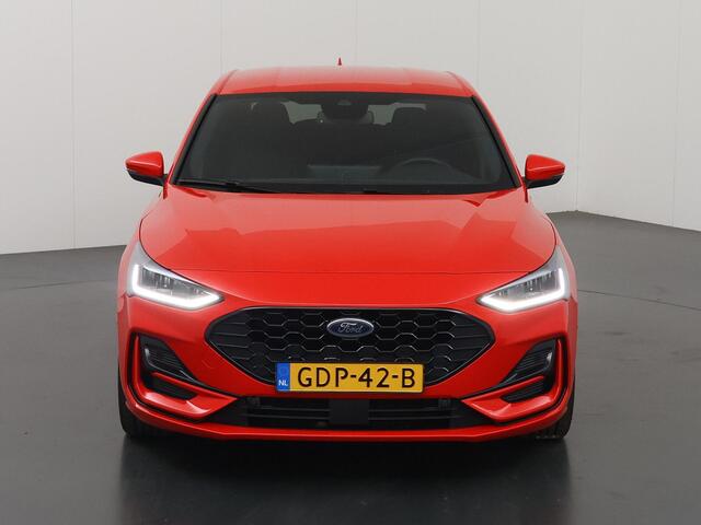 Ford FOCUS 1.0 EcoBoost Hybrid ST Line X | Trekhaak | AGR | Winterpakket | Cruise Control Adcaptief | B&O | Parkeercamera |