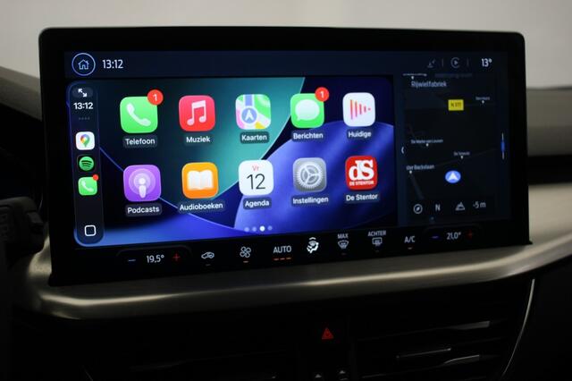 Ford FOCUS 1.0 EcoBoost Hybrid Titanium X wagon - Carplay, Navi, Cruise, Camera