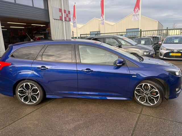 Ford FOCUS Wagon 1.5 Titanium