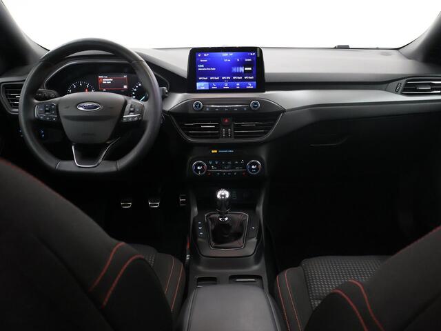 Ford FOCUS 1.0 EcoBoost Hybrid ST Line Style | Navigatie | Winterpakket | Parkeercamera | Stoelverwarming | Climate Control |