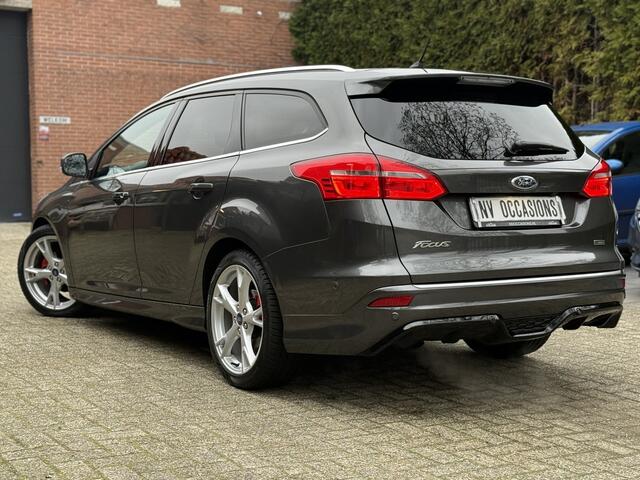 Ford FOCUS Wagon 1.0 Titanium ST-LINE/18"LV/STOEL/STUURVW/CRUISE/VOL/UNIEK/DEALEROH!!