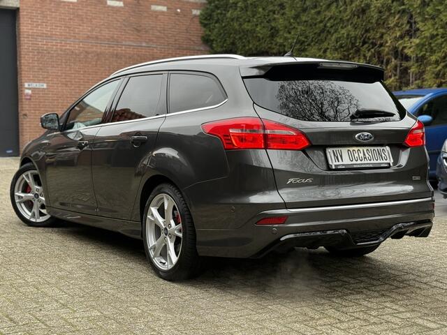 Ford FOCUS Wagon 1.0 Titanium ST-LINE/18"LV/STOEL/STUURVW/CRUISE/VOL/UNIEK/DEALEROH!!