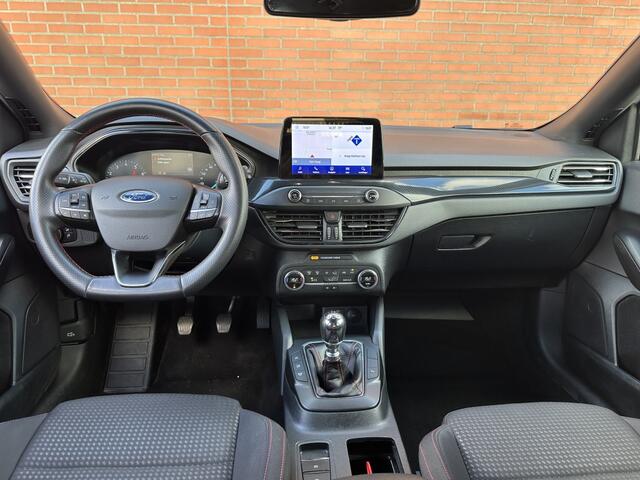 Ford FOCUS 1.0 EcoBoost Hybride ST Line 125PK 18" velgen Full Led Navigati